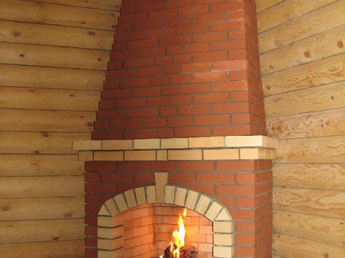 La cheminée peut être en brique