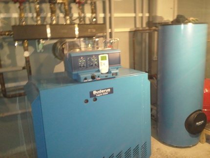 Gas floor boiler