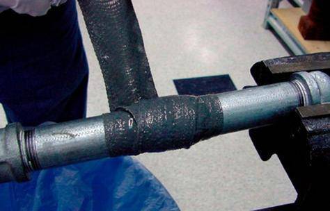Comment éliminer une fuite dans un tuyau de chauffage Scellement mécanique d'un trou et scellement chimique d'une fuite