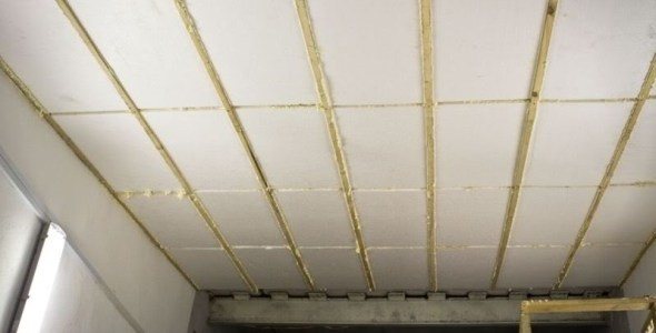 Comment isoler le plafond du garage de vos propres mains