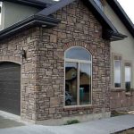Maison en pierre avec garage