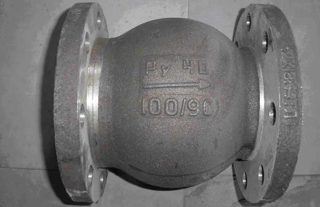Válvula de retenção flangeada feita de aço inoxidável para uso em produtos petrolíferos