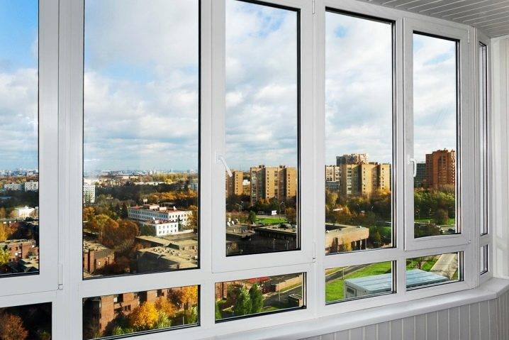 Panoramatické zasklení balkonu: typy a vlastnosti technologie
