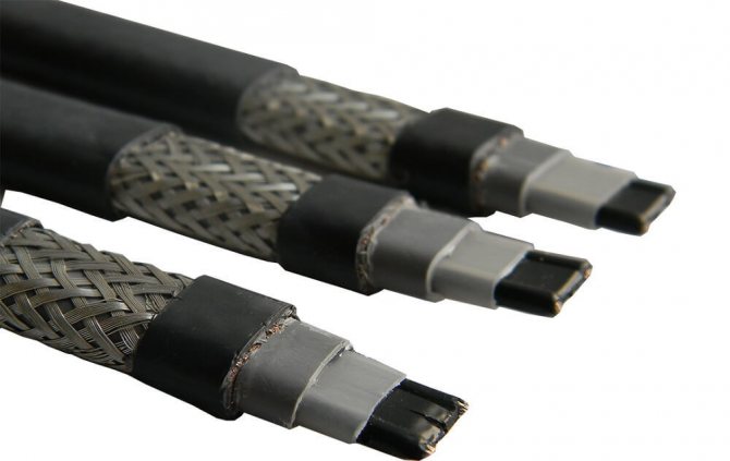 Self-regulating cable na may proteksyon ng UV