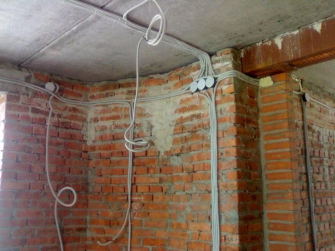 Schéma de câblage dans une maison en brique - comment faire un câblage, instructions, conseils de maçons