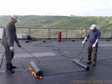 Instalace hydroizolace střechy