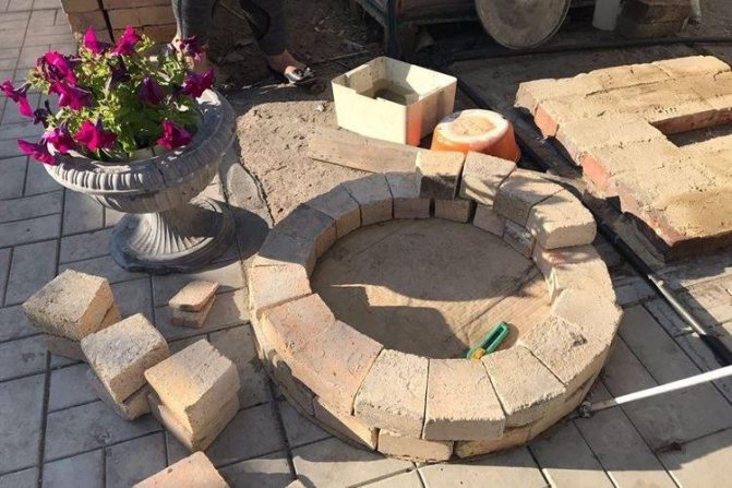 Pose de la base - DIY brique tandoor comment faire