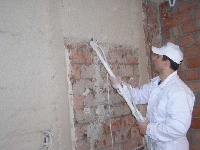 Izolație de perete cu tencuială