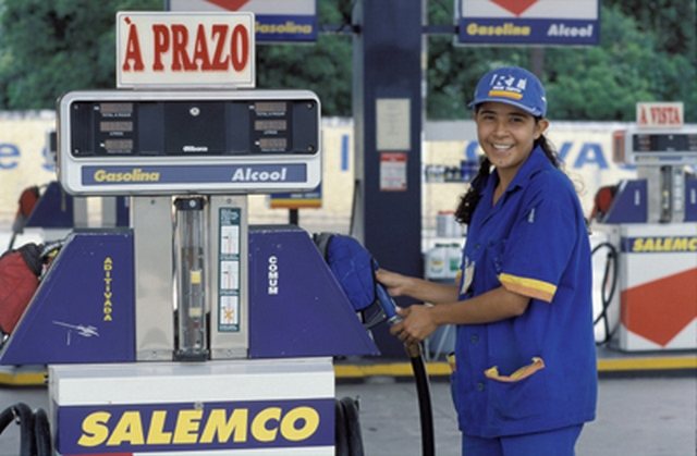 Au Brésil et dans de nombreux autres pays, les distributeurs de biocarburants ne sont plus surprenants.