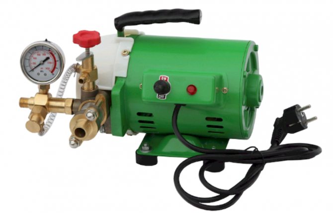 La pompe d'essai de pression électrique est très demandée et populaire car elle est facile à utiliser et à entretenir.